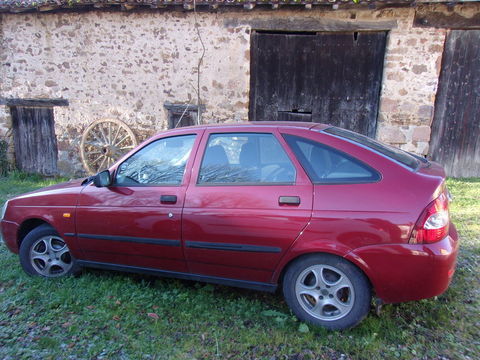 Lada Priora 1.6 Luxe 2010 occasion Saint-Maurice-des-Lions 16500