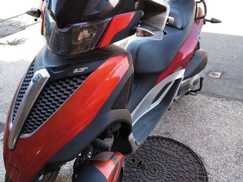 Scooter PIAGGIO 2011 occasion Saint-Pol-sur-Mer 59430