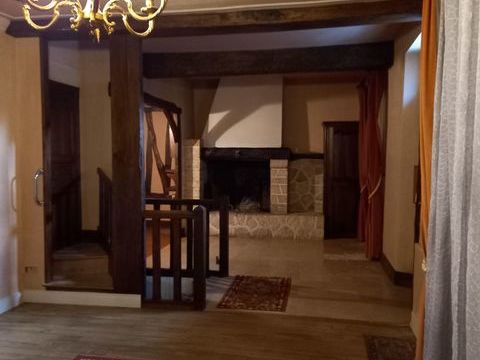   MAISON AVEC ATELIER Maison - 8 pi�ce(s) - 125 m�