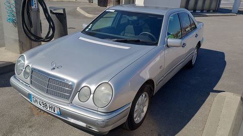 Mercedes Classe E E230 El&eacute;gance 1996 occasion &Eacute;pernay 51200