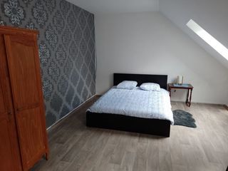  Chambre � louer 8 pi�ces 20 m�