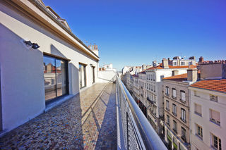  Appartement � louer 5 pi�ces 155 m�