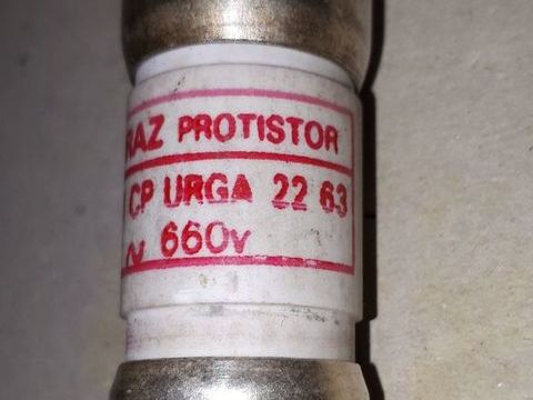 fusible FERRAZ 22 X 58 protistor  63 A 660 Volts (146) 2 41100 Vend�me