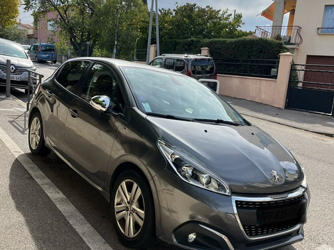 Peugeot 208 PureTech 68ch BVM5 Active 2019 occasion Marseille 13008