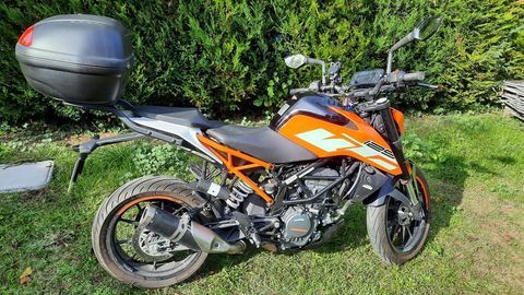 Moto KTM 2017 occasion Lury-sur-Arnon 18120