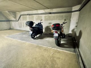  Parking / Garage � vendre 12 m�