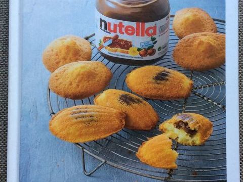 Livre de recettes Nutella - 50 best (Hachette) 1 Paris 17 (75)