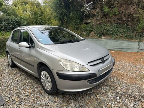 Peugeot 307 2.0 HDi - 90 XR Pr&eacute;sence 2001 occasion Lampaul-Guimiliau 29400
