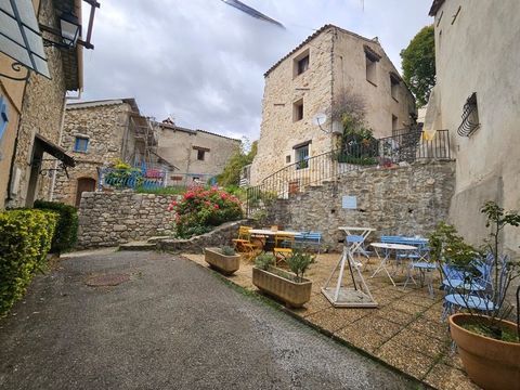   Maison de village en pierre enti�rement r�nov�e Maison - 3/4 pi�ce(s) - 70 m�