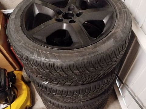 Pi&egrave;ces et &eacute;quipements Voiture Pi&egrave;ces et &eacute;quipements Voiture  occasion Polliat 01310