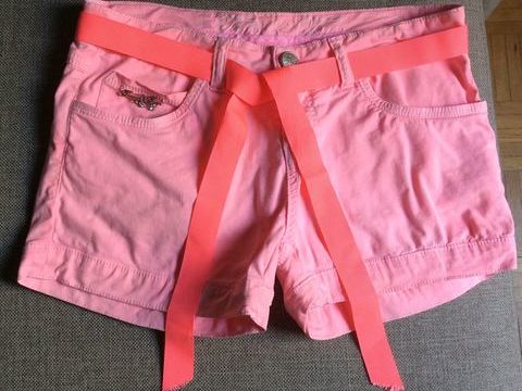 Short Fun&Fun rose ceinture - 16 ans 10 Paris 17 (75)