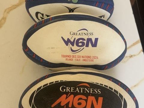 Vend 3 ballon de rugby connecter tournois des 6 nation Paris 15 (75)