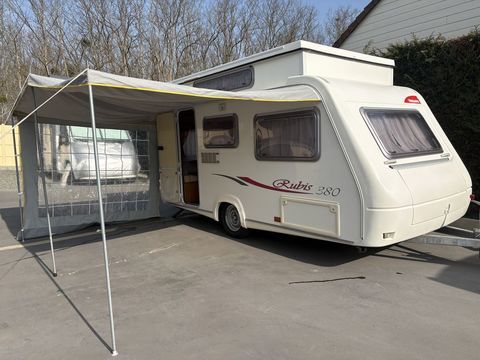 AUTRES Caravane 2005 occasion Gu&eacute;c&eacute;lard 72230