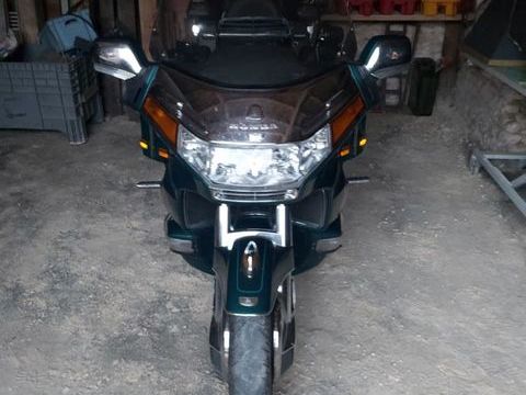 Moto HONDA 1996 occasion Rouffiac 17800