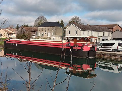 Bateaux &agrave; moteur Bateau fluvial 1954 occasion Cond&eacute;-sur-Marne 51150