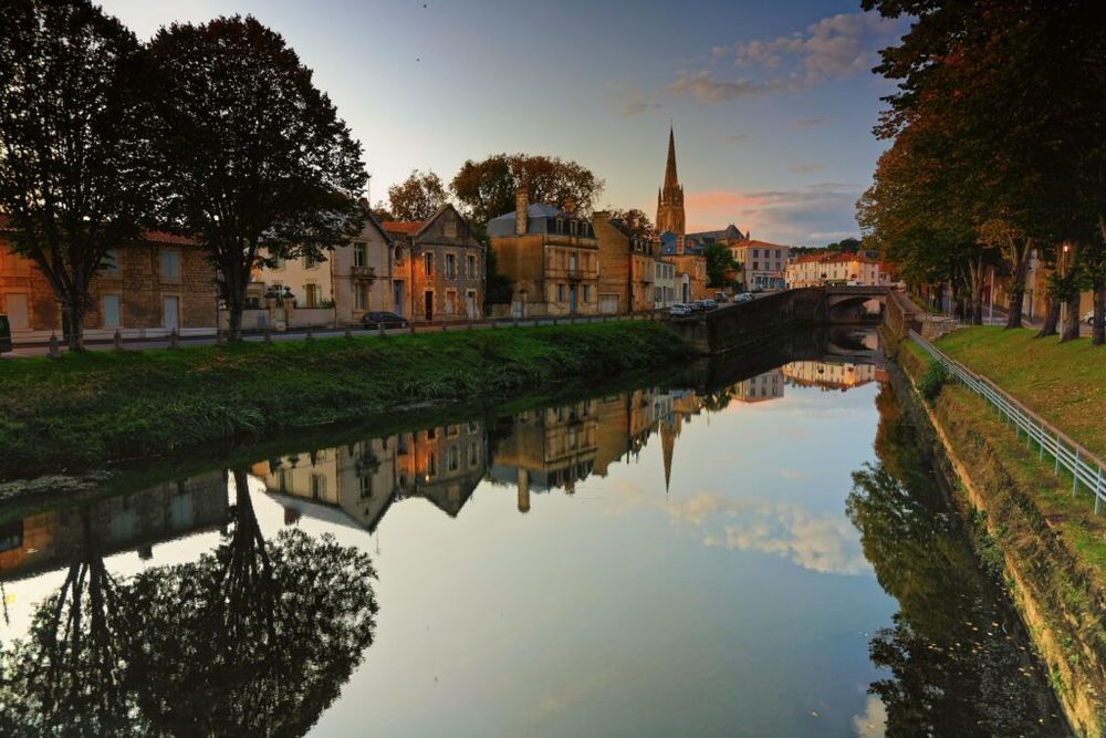   Fontenay-le-Comte (85200)