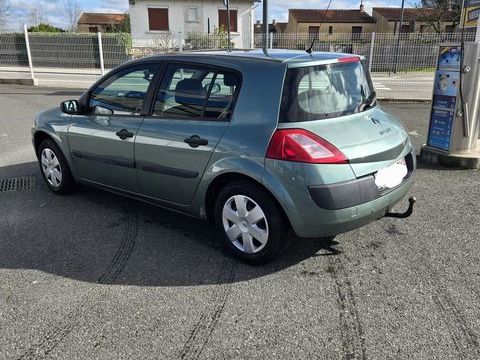 Renault M&eacute;gane II M&eacute;gane 1.4 16V 98 Pack Expression 2004 occasion Albi 81000