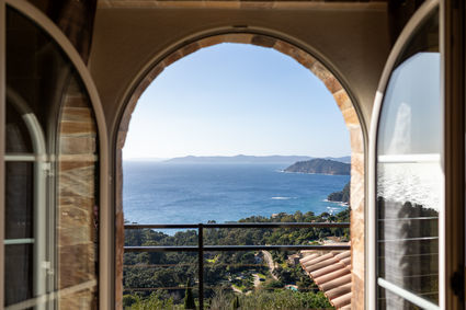 Agence COLDWELL BANKER ST BARTH AZUR Rayol-Canadel-sur-Mer