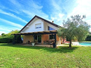  Villa � vendre 6 pi�ces 147 m�