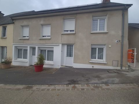  Maison � Grandparigny 50600 Maison - 5 pi�ce(s) - 142 m�