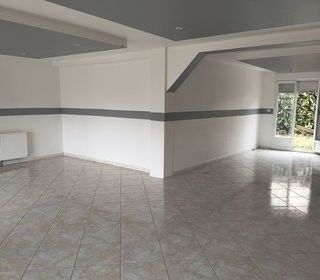  Appartement � louer 6 pi�ces 150 m� Montchanin