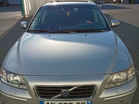 Volvo S60 2.4D 163 Edition Limit&eacute;e Sport Geartronic A 2010 occasion Lyon 69004