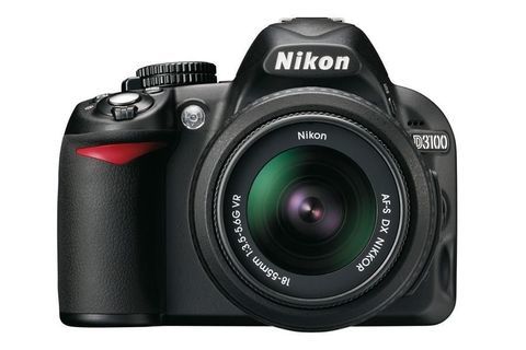 Nikon D3100 + Objectif AF-S VR DX 18-55 mm  230 Lyon 2 (69)