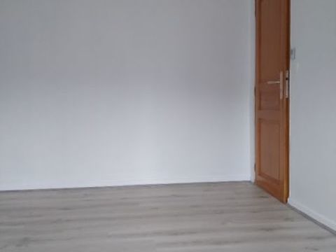   maison Maison - 3 pi�ce(s) - 85 m�