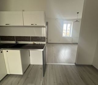  Appartement � louer 4 pi�ces 67 m�