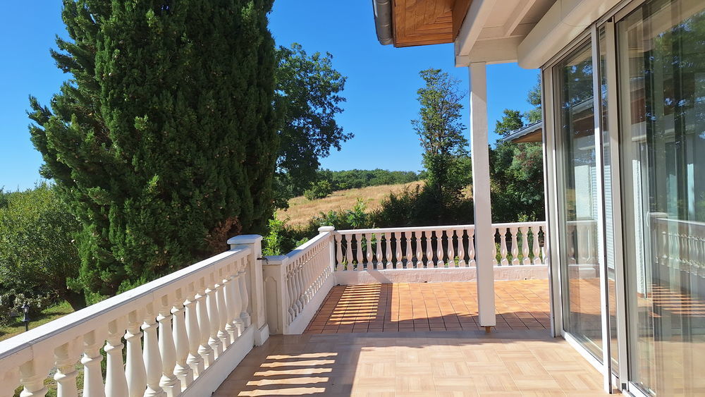 � vendre  Villa Pompignac (33370)