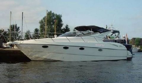 Bateaux &agrave; moteur Vedette - Yacht - Offshore 2005 occasion Saint-Tropez 83990