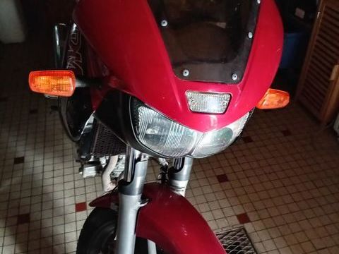 Moto YAMAHA 1999 occasion Mont-de-Marsan 40000