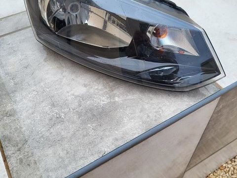 Pi&egrave;ces et &eacute;quipements Voiture Pi&egrave;ces et &eacute;quipements Voiture  occasion Bellegarde 30127