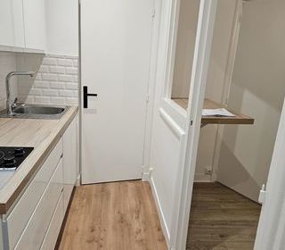  Appartement à louer 2 pièces 44 m²