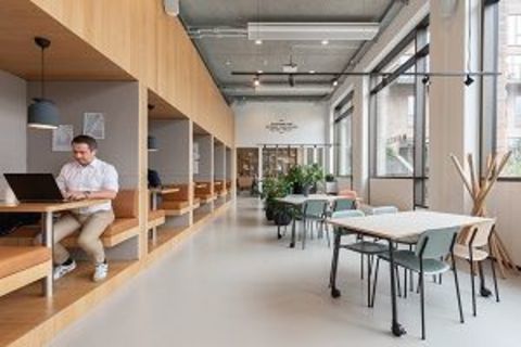 Rejoignez un espace de coworking dynamique &agrave; Paris, Spaces La defense . 119 92800 Puteaux