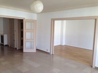  Appartement � louer 6 pi�ces 210 m�