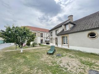  Maison � vendre 8 pi�ces 360 m�