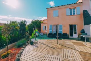  Maison � vendre 5 pi�ces 94 m� Roquebrune-sur-argens