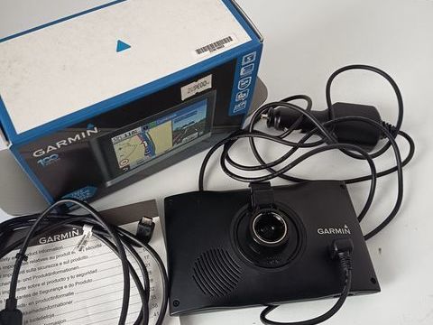 Pi&egrave;ces et &eacute;quipements Voiture Pi&egrave;ces et &eacute;quipements Voiture  occasion Manchecourt 45300