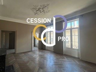  Immeuble � vendre 865 m�