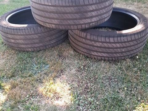 Pi&egrave;ces et &eacute;quipements Voiture Pi&egrave;ces et &eacute;quipements Voiture  occasion Les Abrets en Dauphin&eacute; 38490