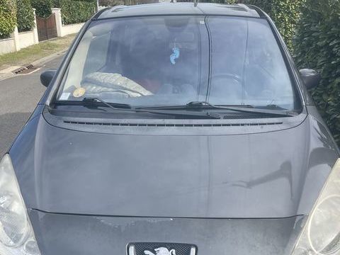 Peugeot 1007 1,6l HDI sportly 2009 occasion Saint-Pierre-l&egrave;s-Nemours 77140