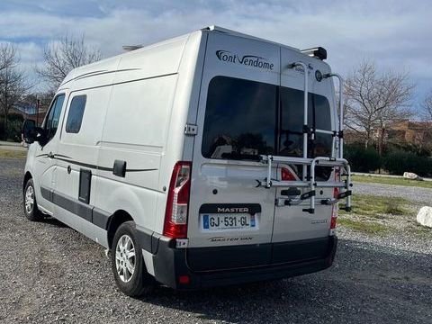 Van am&eacute;nag&eacute; Van am&eacute;nag&eacute; 2022 occasion Al&eacute;nya 66200