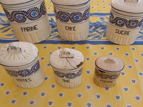 6 très anciens pots de cheminée Le Luc (83)