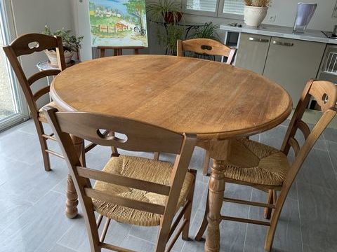Table chaises chne 200 Toul (54)
