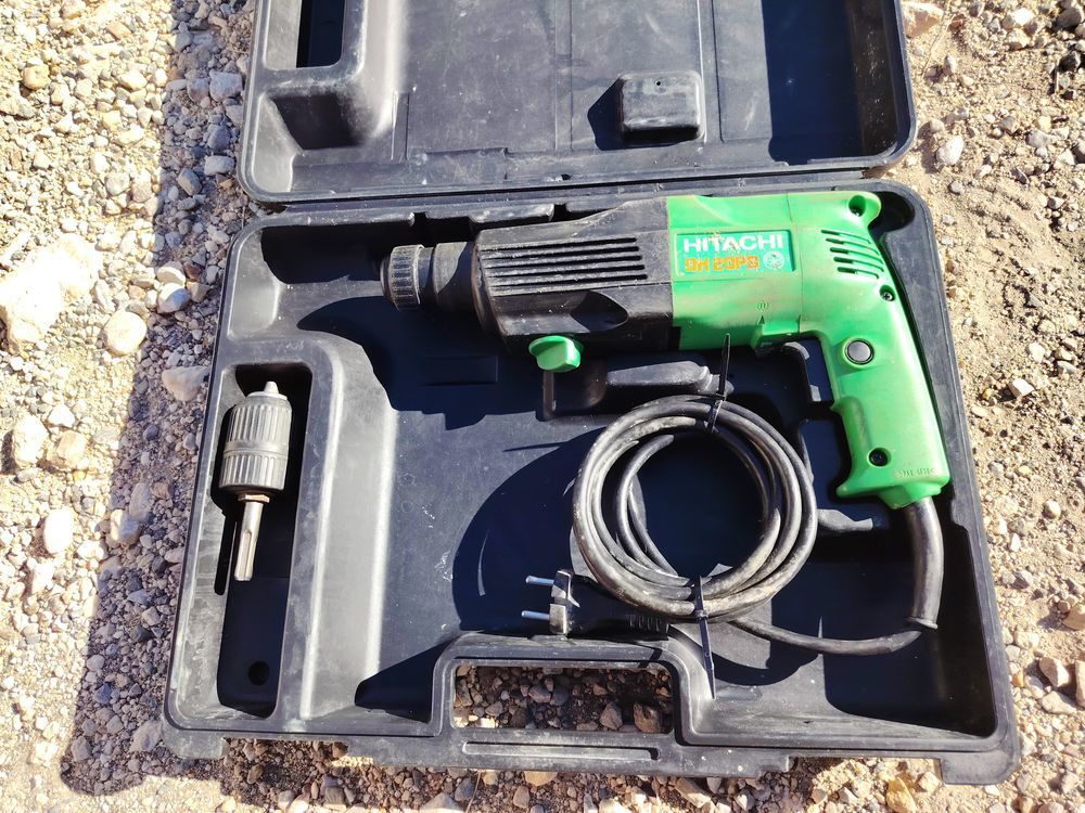 Marteau perforateur SDS-plus coffret HITACHI DH20PB Bricolage