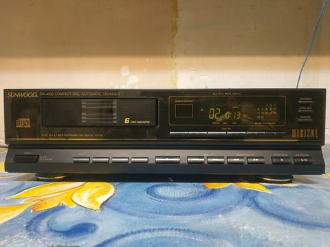 Lecteur Platine 6 CD Chargeur - SUNWOOD SW 4000 (T.B.E.) 70 Moissy-Cramayel (77)
