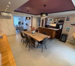  Maison � vendre 10 pi�ces 240 m�