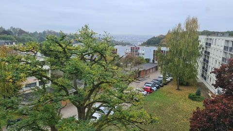   T3 lumineux 52 m2 enti�rement r�nov�. Vue d�gag�e sur Rouen Appartement - 3 pi�ce(s) - 52 m�