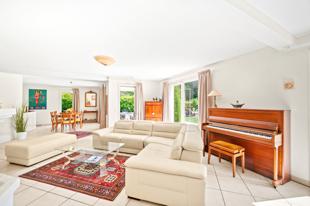 � vendre  Maison Divonne-les-Bains (01220)